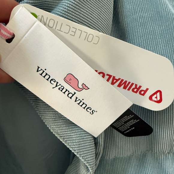 NWT Vineyard Vines Women’s Light Blue Corduroy Puffer Vest! Medium! NEW! - Picture 8 of 9